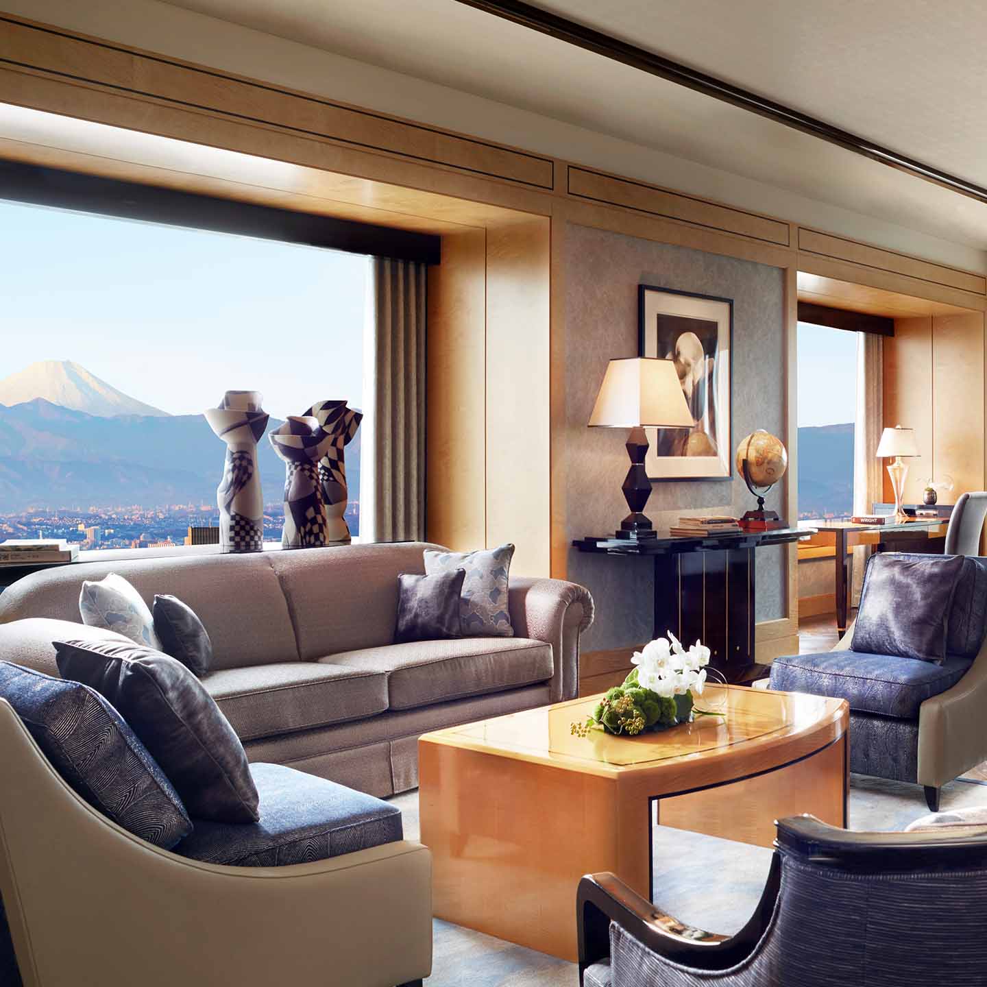 lexus luxury hotel collection