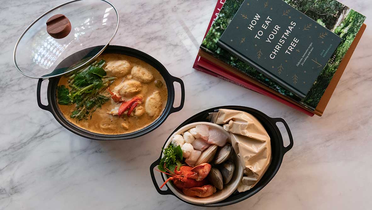 Christmas Meals: Takeout Bisque Pot and Dinner Course (Three Days Only)