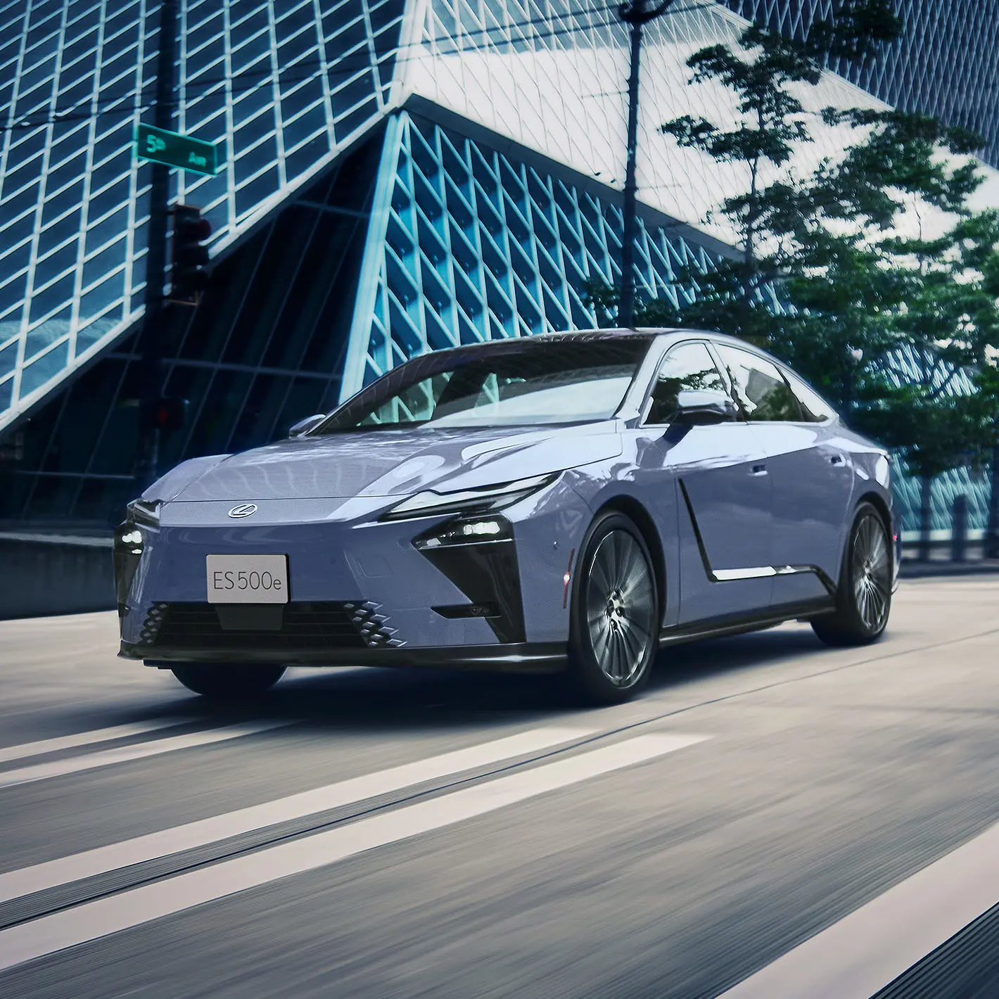 LEXUS