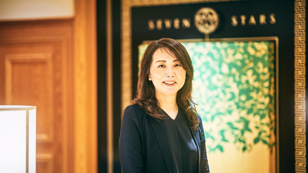 九州旅客鉄道 鉄道事業本部クルーズトレイン本部次長の小川聡子氏。いわば、ななつ星の顔ともいえる存在だ
