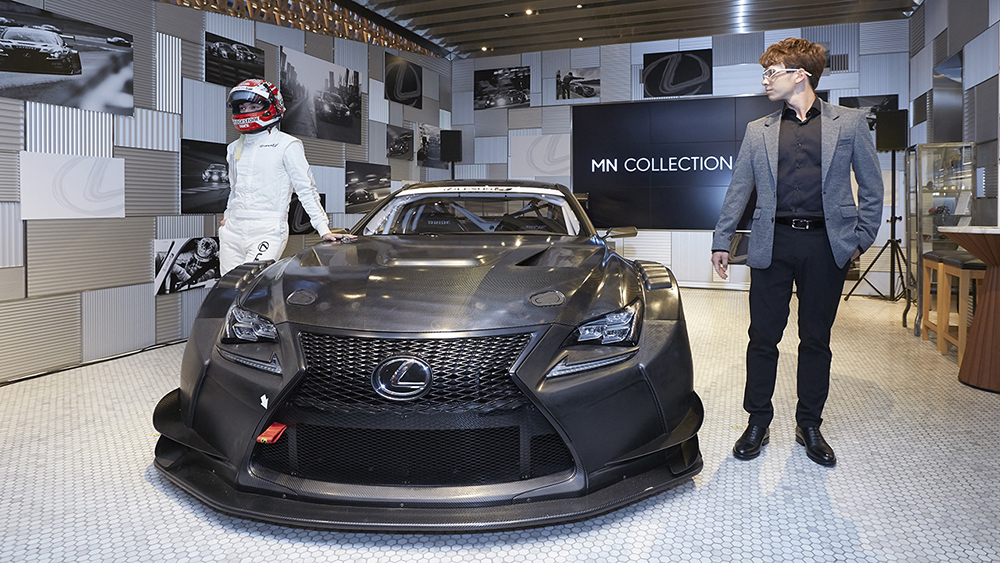 発表会場にはRC F GT3マシンも展示された