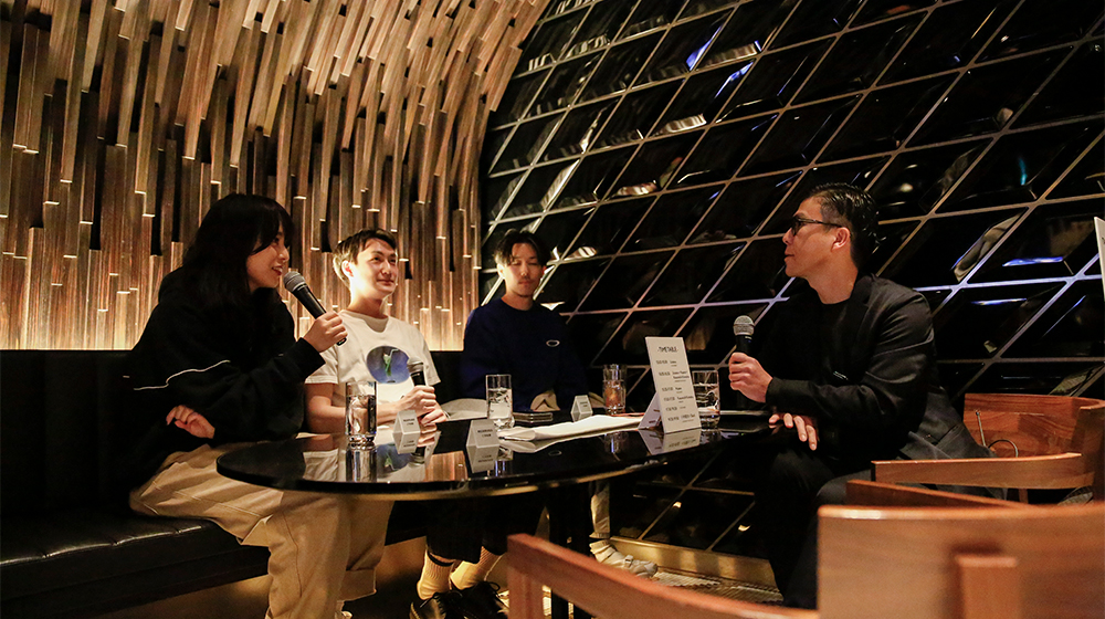 左からLicaxxx、ASPARA、Kazuichi Komatsuによる「VISIONARY TALK SALON」