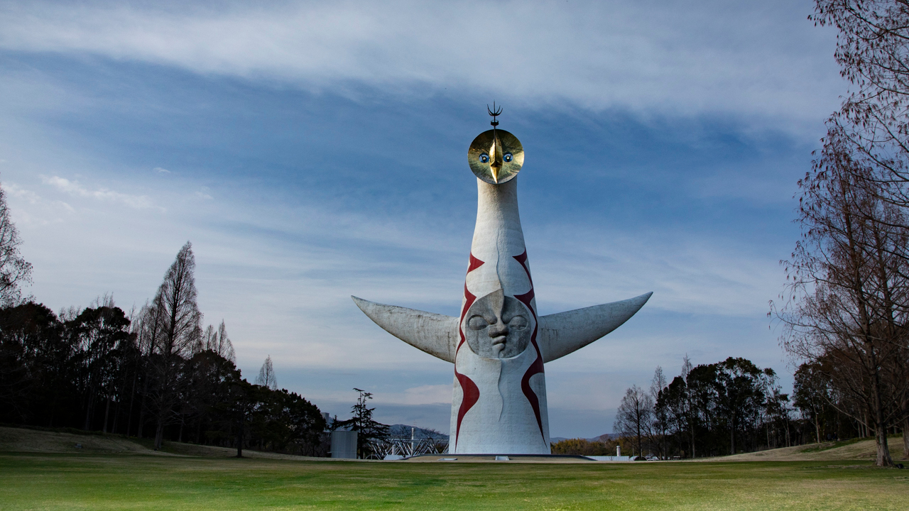 岡本太郎による怪獣サイズの芸術作品──太陽の塔｜LEXUS ‐ LEXUS NEWS