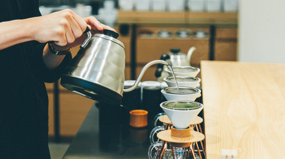 使われている道具のほとんどが青柳氏と谷本氏がデザインする、green brewingのアイテム