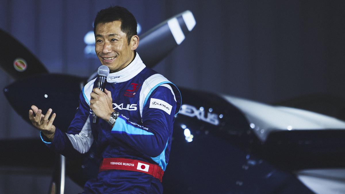 新生エアレースでは全LEXUSで戦うことができるのが心強いと語る室屋選手