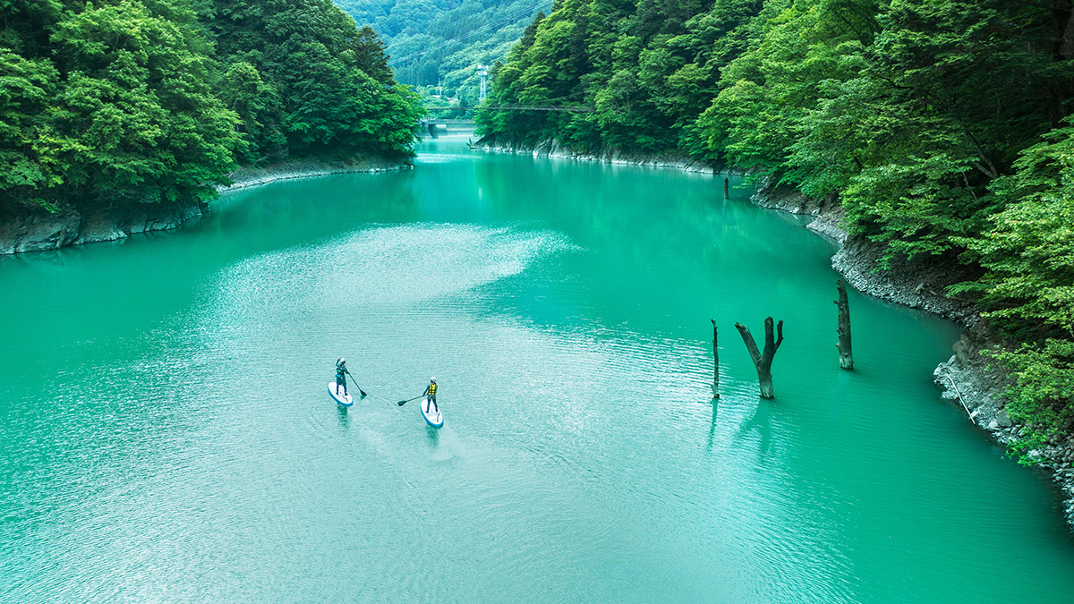 視界の限り広がる大自然の中で楽しめるSUP