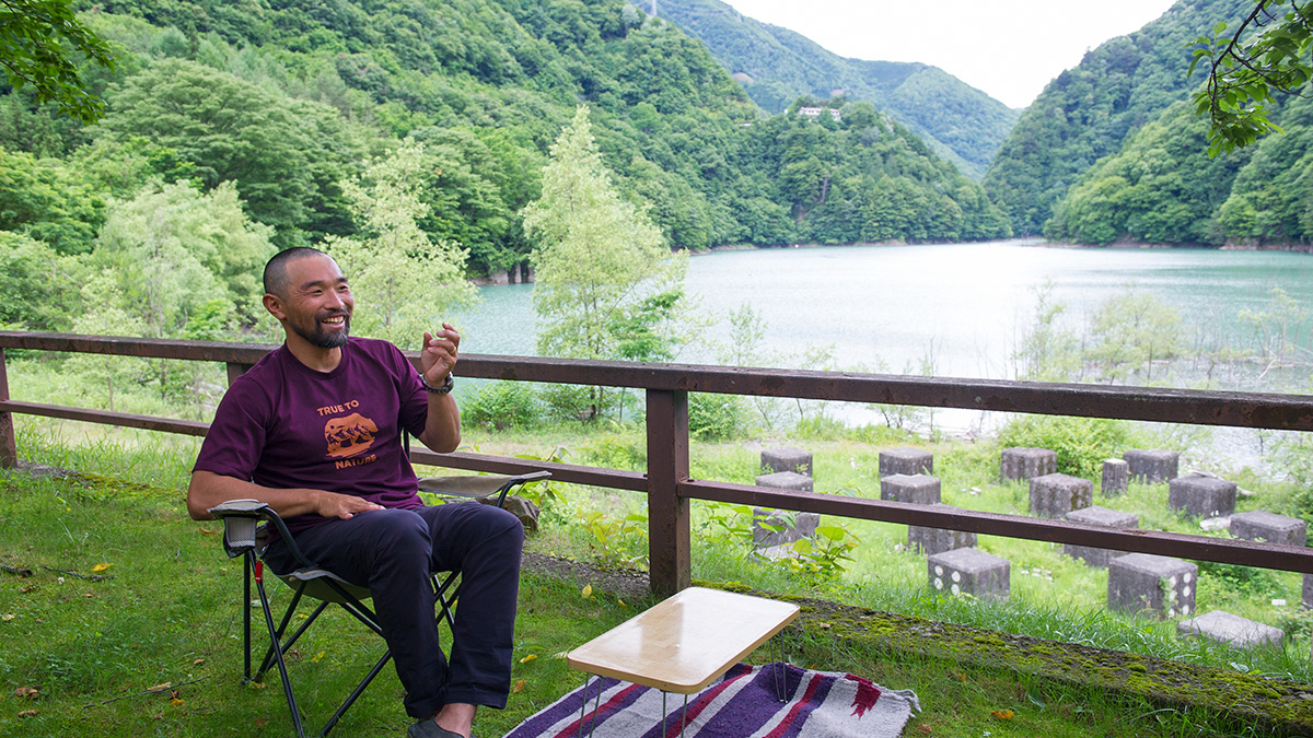 乗鞍の大自然に魅せられて移住を決意したという小峰氏