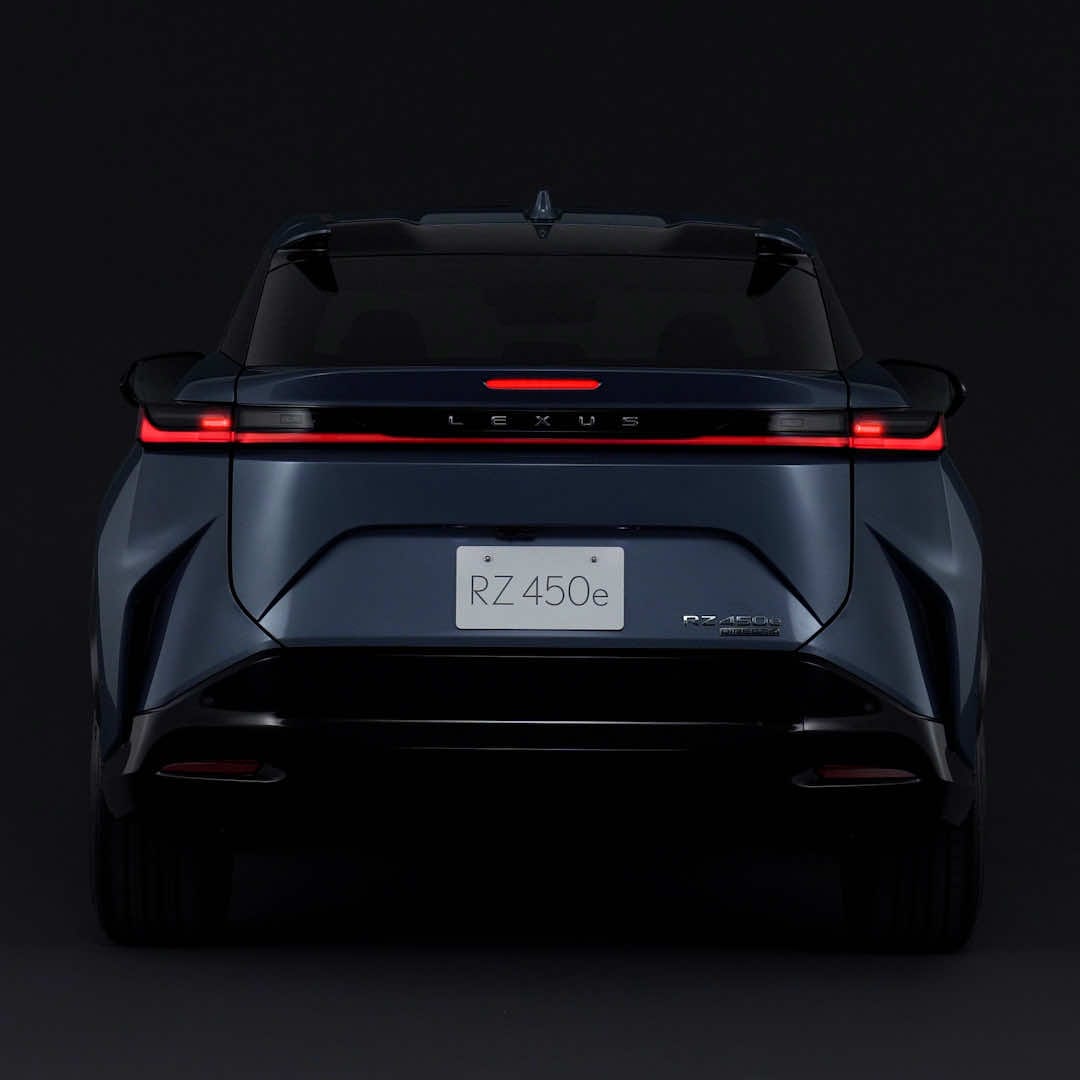 Lexus RZ ホイールデザイン ブランケット exterior_005_s003.jpg?ver=