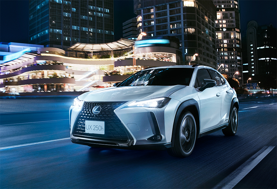 Lexus Ux に特別仕様車 Urban Elegance を設定